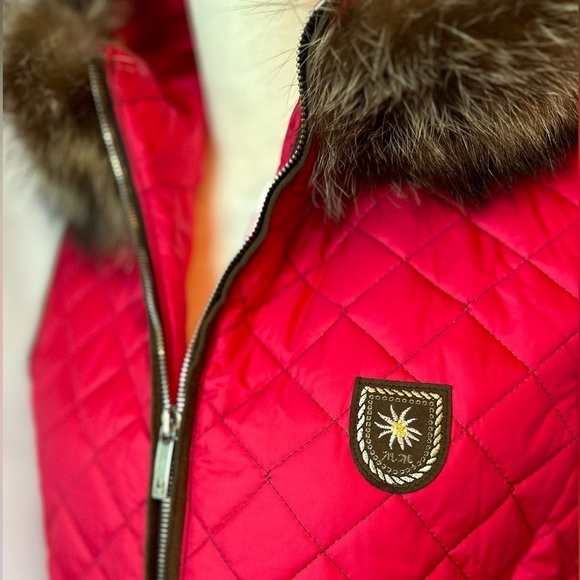 M. Miller Quilted Vest With Fur Trim - Picture 3 of 9